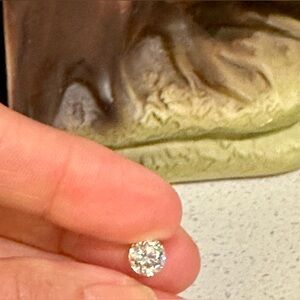 Moissanite 1 CT.  loose  Stone  (6.5 mm)